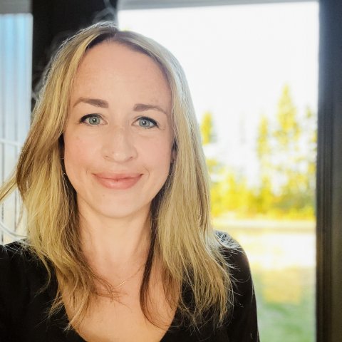 Janelle Lewis - Edmonton Affiliate