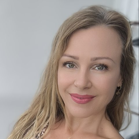 Lisa Cadsand - Edmonton Affiliate